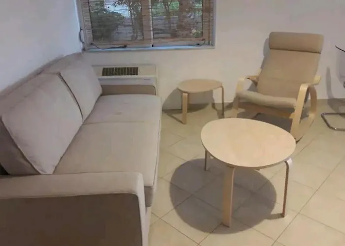 Ocean View Apartman *